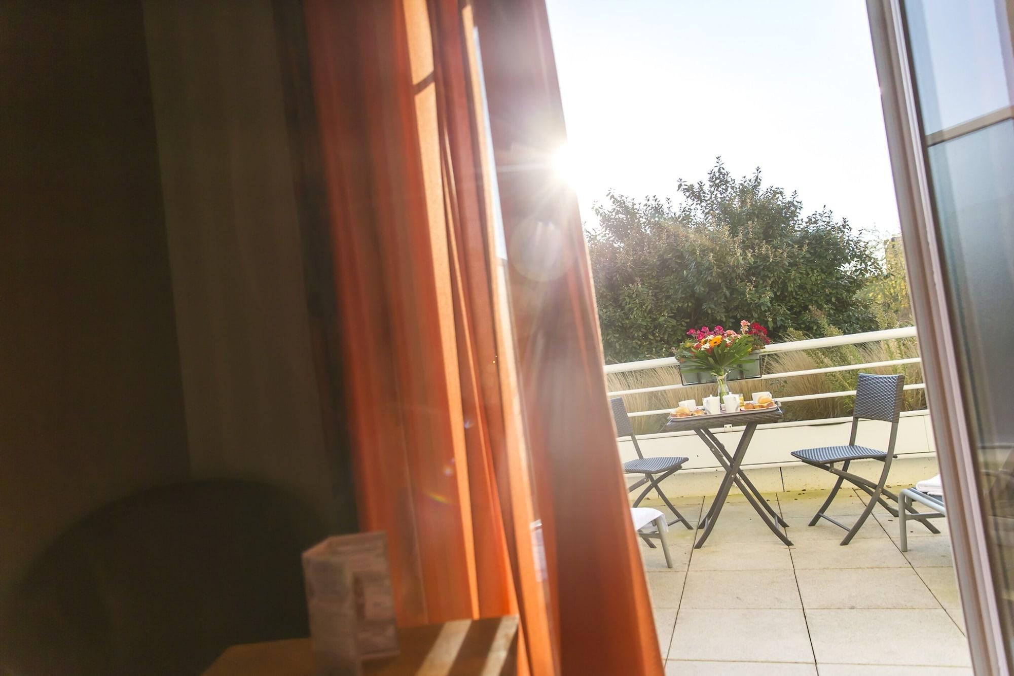 Almoria Hôtel&SPA Deauville Ngoại thất bức ảnh