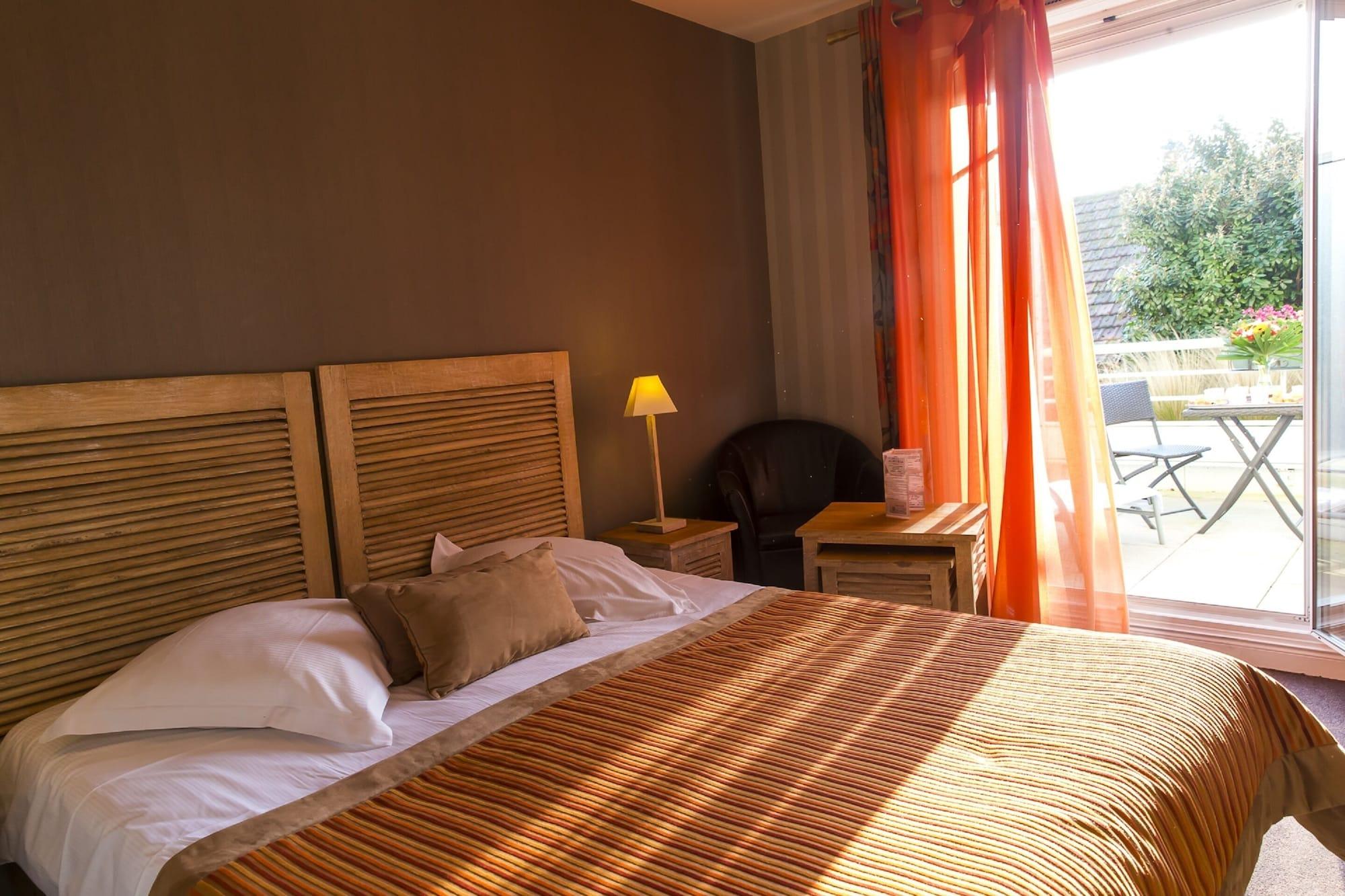 Almoria Hôtel&SPA Deauville Ngoại thất bức ảnh
