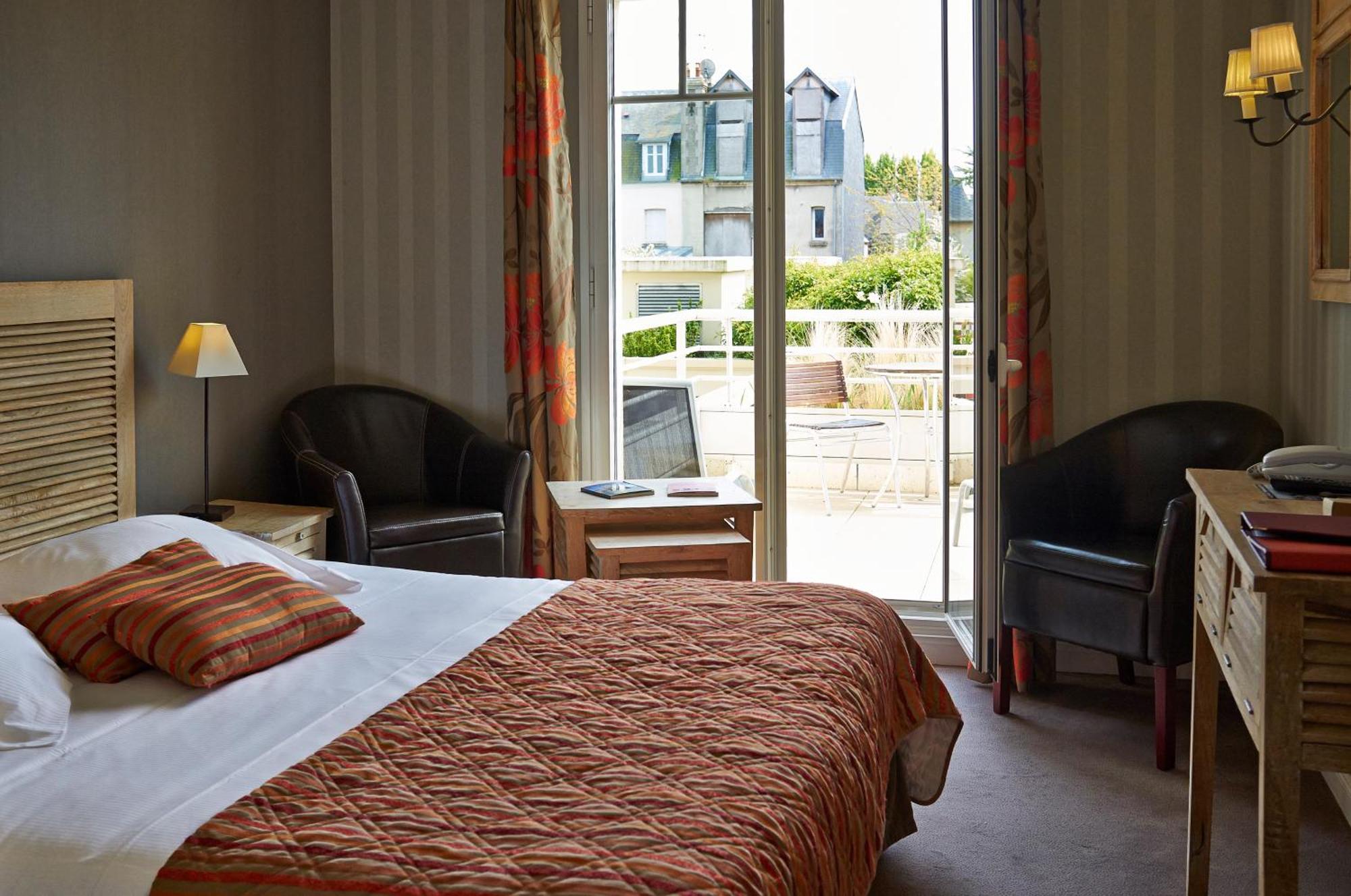 Almoria Hôtel&SPA Deauville Ngoại thất bức ảnh